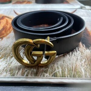 Nice Gucci black belt